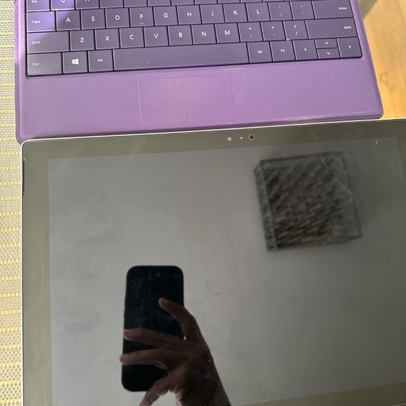 Microsoft Surface Pro Tablet with additional keyboard - Picture 4 of 5